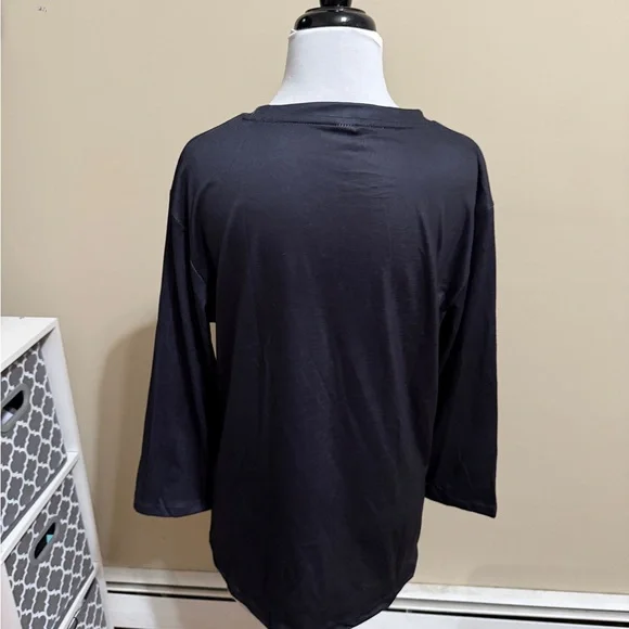 Shamrock print blouse - new,no tags - Picture 3 of 6